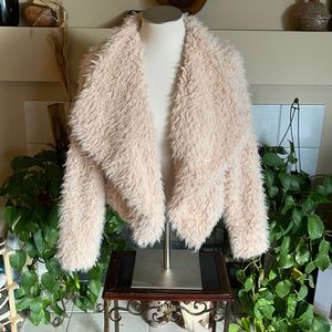 BRAND NEW! Maurices fuzzy jacket (150)